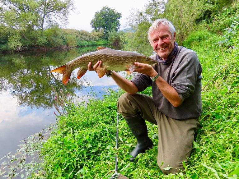Passion for Barbel Tactics - Fish & Fly